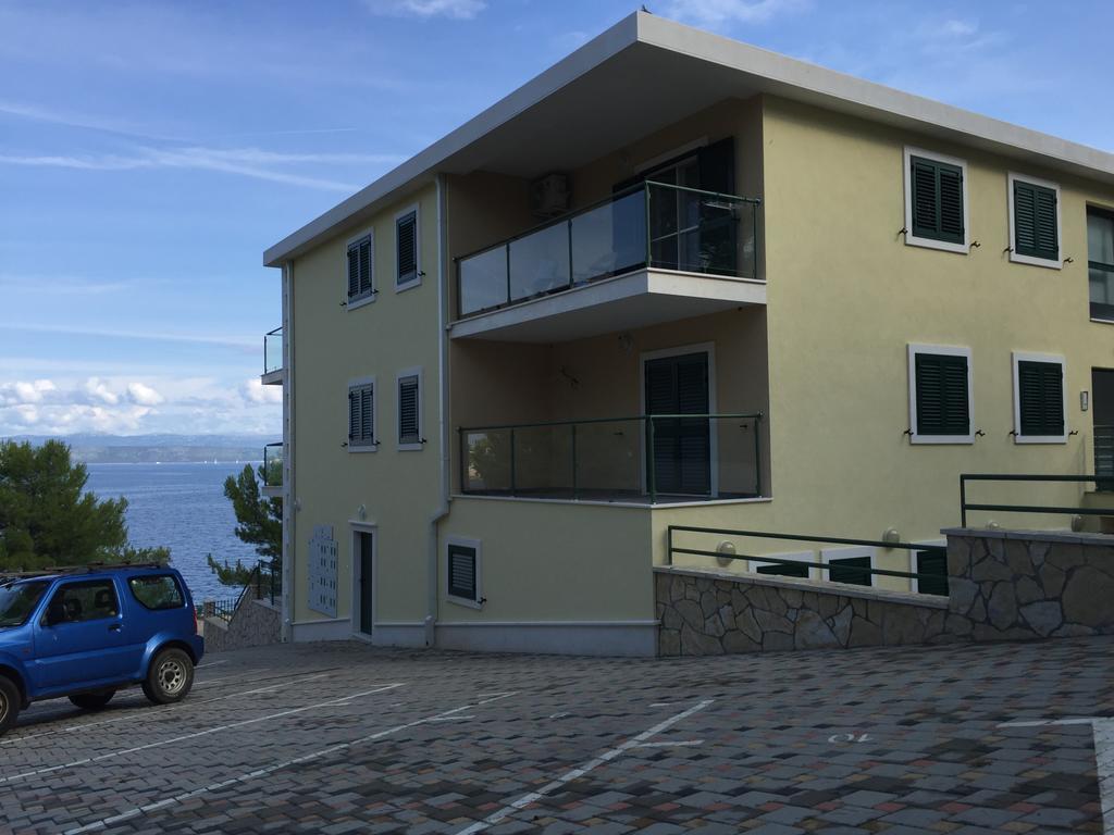 Apartment Maestral Rogač Eksteriør billede